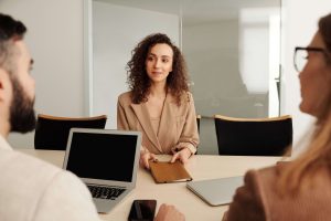 Read more about the article The Language of AI: What Happens When Candidates Use AI During Hiring?